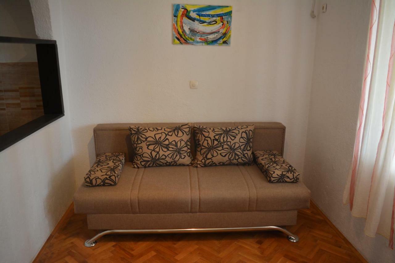 Apartments & Room Madi Senj  Exterior foto